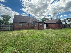 165 Basswood Ave in Dayton, OH - Building Photo - Building Photo