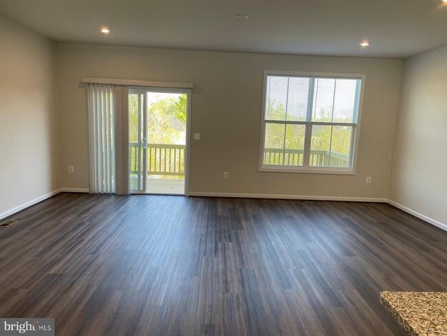 property at 7709 Harlow Cir