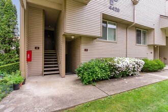 4420 146th Pl NE in Bellevue, WA - Building Photo - Building Photo
