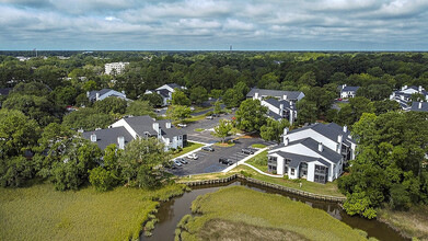 Middleton Cove in Charleston, SC - Building Photo - Building Photo