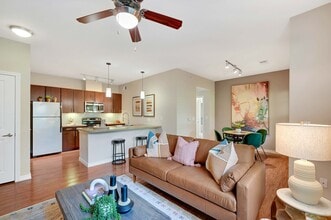 Greenhaven Apartments in McKinney, TX - Foto de edificio - Building Photo