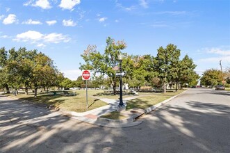 1601 S Henderson St in Fort Worth, TX - Building Photo - Building Photo