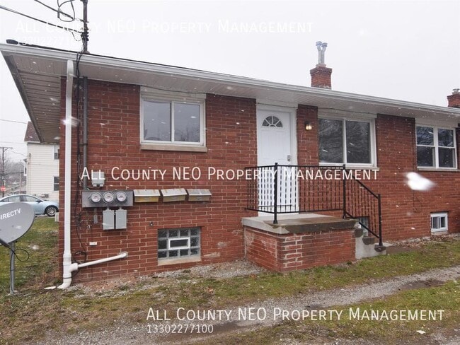 147 16th St NW in Barberton, OH - Building Photo - Building Photo