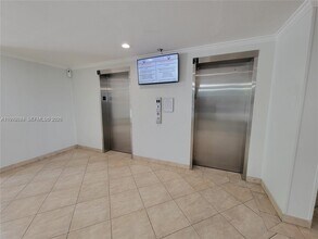 17560 Atlantic Blvd in Sunny Isles Beach, FL - Building Photo - Building Photo