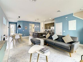 181 Villa Domani Ct, Unit 20451-2/1.5 in Davenport, FL - Building Photo - Building Photo