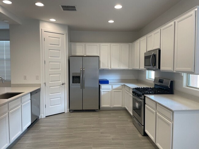 9343 W Glenrosa Ave in Phoenix, AZ - Building Photo - Building Photo