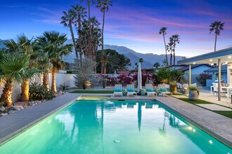 2413 E El Alameda in Palm Springs, CA - Building Photo - Building Photo