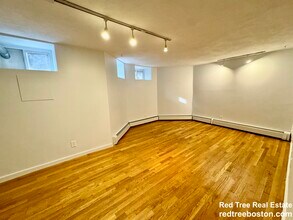 145 Chiswick Rd in Boston, MA - Foto de edificio - Building Photo