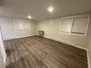 95 E Main St in Conway, NH - Building Photo - Building Photo