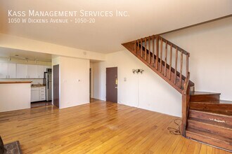 1050 W Dickens Ave in Chicago, IL - Building Photo - Building Photo