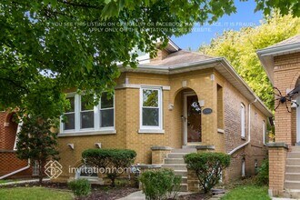 1504 Clarence Ave in Berwyn, IL - Building Photo - Building Photo