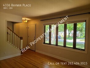 4336 Raymir Pl in Wauwatosa, WI - Building Photo - Building Photo