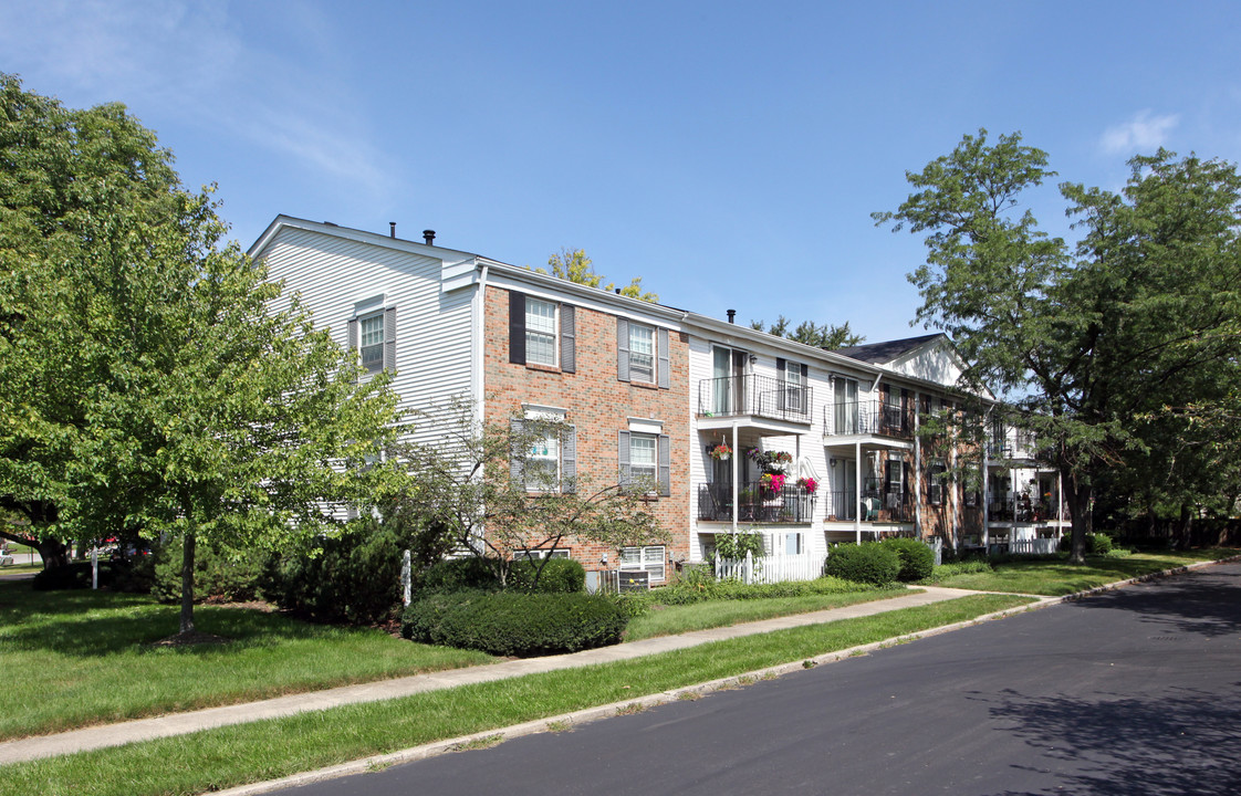 Northhampton Village Condominiums in Columbus, OH - Foto de edificio