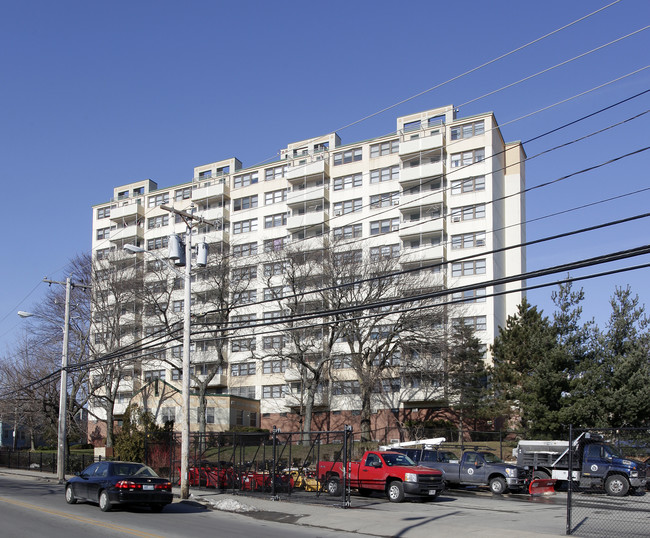 Hartford Park in Providence, RI - Foto de edificio - Building Photo