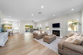 8366 The Grant Pl in Bonita, CA - Building Photo - Building Photo