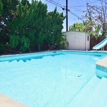 5633 Mary Ln Dr in San Diego, CA - Building Photo - Building Photo