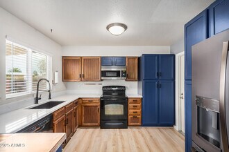 2323 E Kathleen Rd in Phoenix, AZ - Building Photo - Building Photo