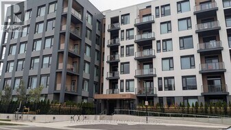 1440 Clarriage Ct in Milton, ON - Building Photo