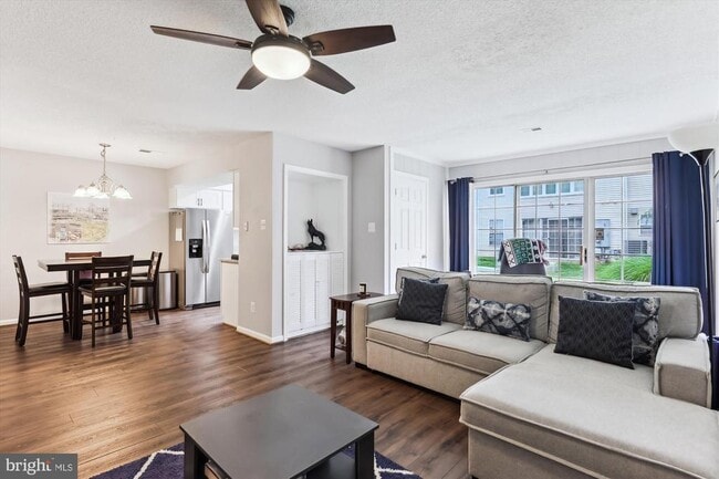 property at 12102 Greenwood Ct