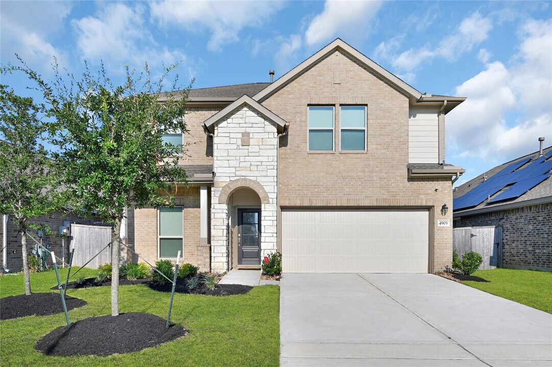 4903 Chestnut Valley Ln in Katy, TX - Building Photo
