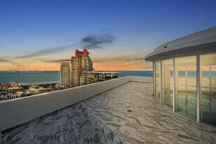 1000 South Pointe Dr in Miami Beach, FL - Building Photo