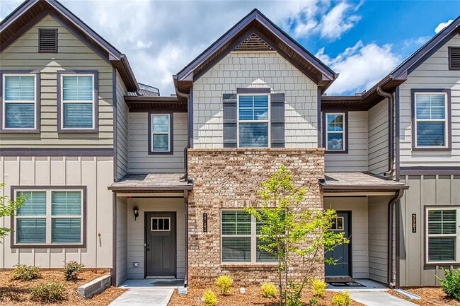 Room in Townhome on Bayrose Cir in East Point, GA - Foto de edificio - Building Photo
