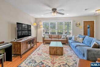 1081 Inwood Terrace in Fort Lee, NJ - Building Photo - Building Photo