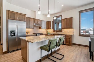 18 Meadow Creek Ln in Fraser, CO - Building Photo - Building Photo