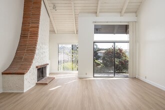 1941 Alga Rd in Carlsbad, CA - Building Photo - Building Photo