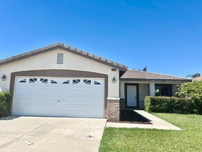 26946 Mountain Glen Dr in Menifee, CA - Building Photo - Building Photo