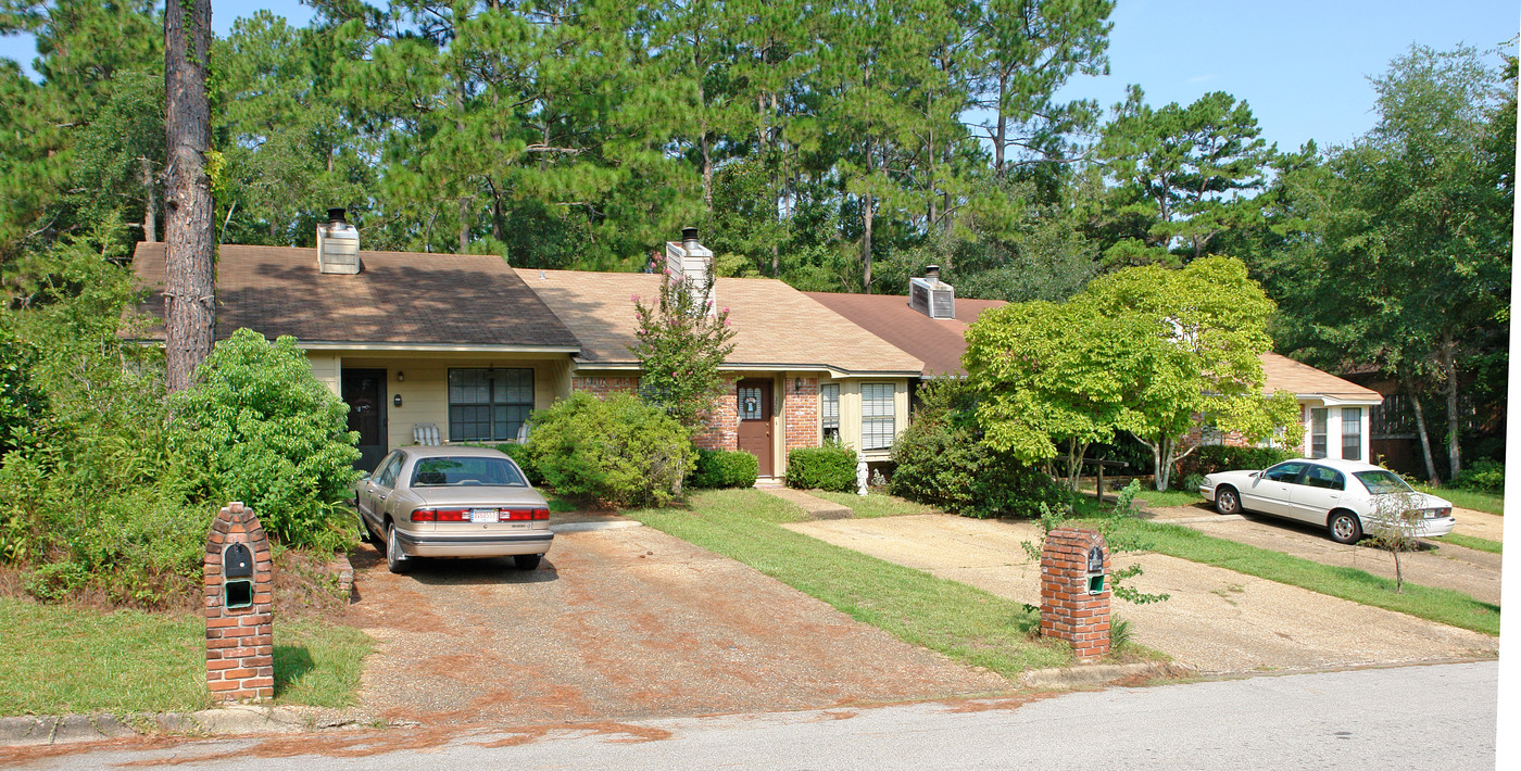 3755-3761 Donovan Dr in Tallahassee, FL - Building Photo