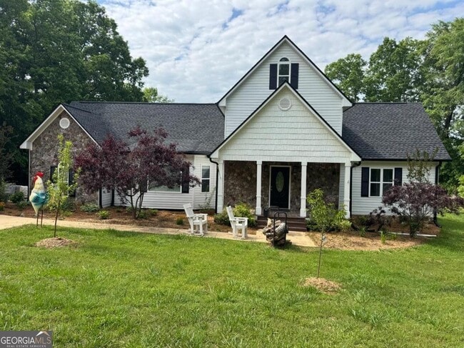 property at 327 Lakeridge Dr