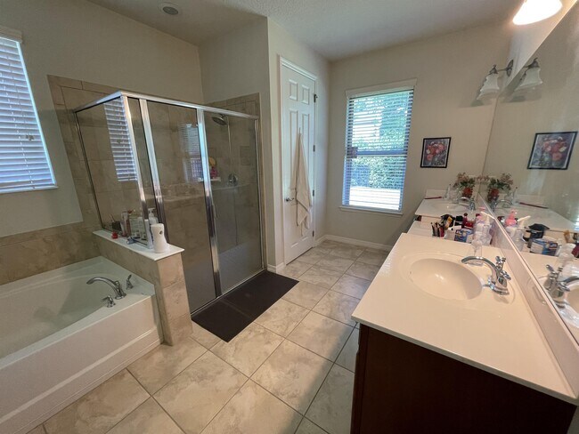 6935 Corley Ave in Windermere, FL - Building Photo - Building Photo