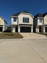 15038 Wunderlust in Houston, TX - Building Photo