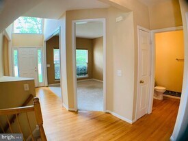 21 Warwick Way in Stafford, VA - Building Photo