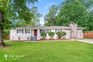 7165 Rowan Rd in Leeds, AL - Building Photo