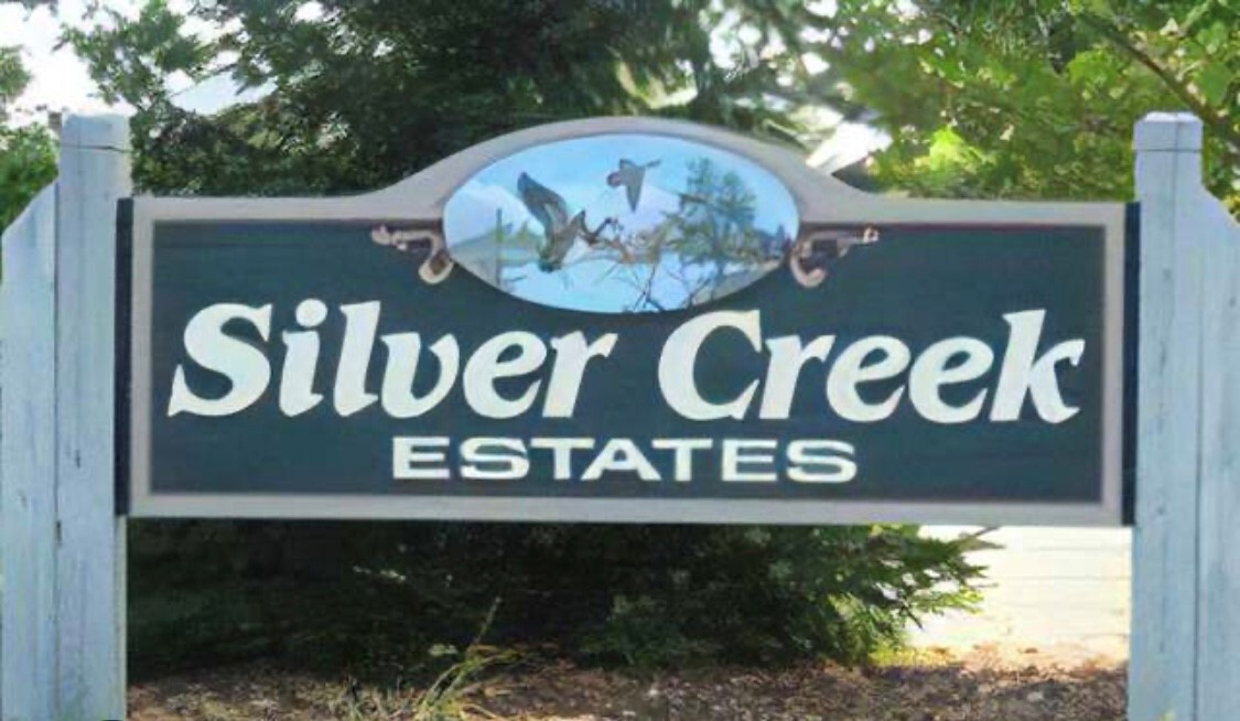 Silver Creek Mobile Home Estates in Harvey, MI - Foto de edificio