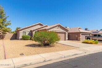 8548 W Hatcher Rd in Peoria, AZ - Building Photo - Building Photo