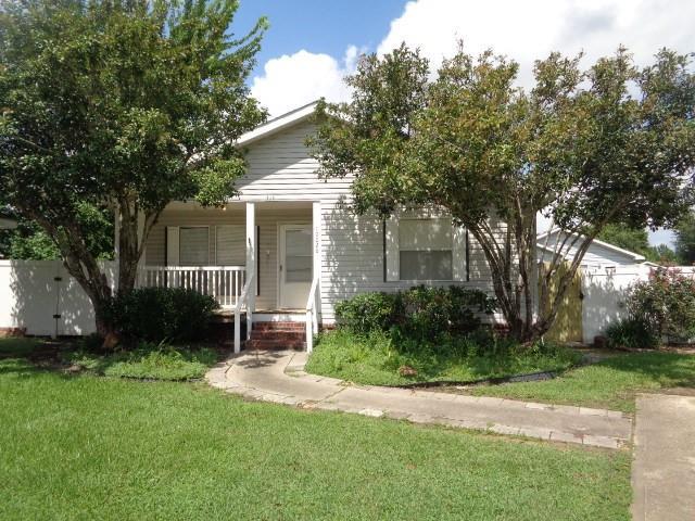 property at 10026 Sugarvine Ln
