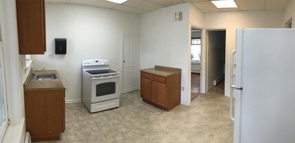 524 E Lincoln Hwy-Unit -1R in Coatesville, PA - Building Photo - Building Photo