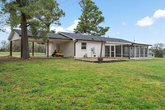 8082 County Rd 308 in Grandview, TX - Building Photo - Building Photo