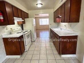 2614 N Winstel Blvd-Unit -2618 in Tucson, AZ - Building Photo - Building Photo