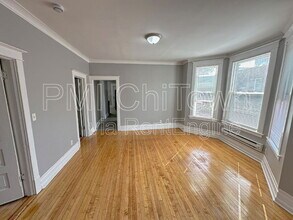 7321 S Coles Ave in Chicago, IL - Building Photo - Building Photo