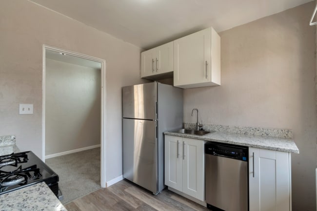 1410 Xavier St, Unit Unit A in Denver, CO - Foto de edificio - Building Photo