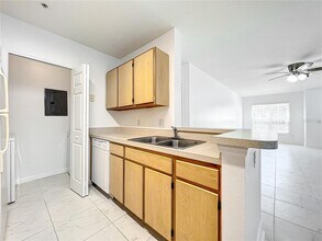 6524 Swissco Dr in Orlando, FL - Building Photo - Building Photo