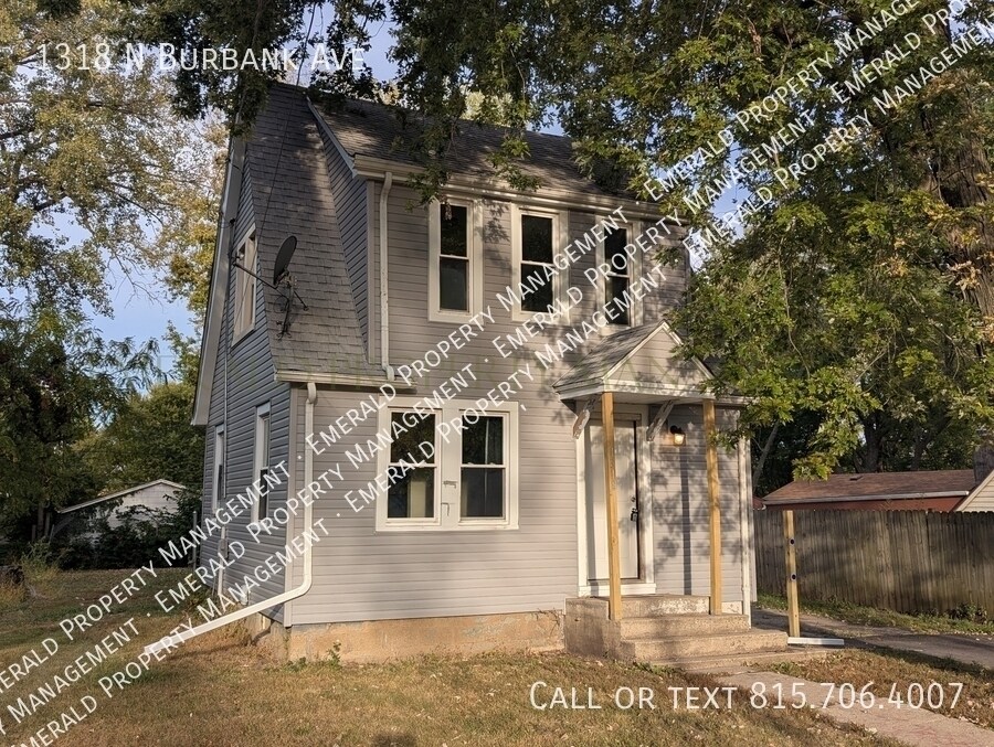 1318 N Burbank Ave in Rockford, IL - Building Photo