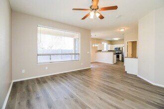 9018 E Glade Ave in Mesa, AZ - Building Photo - Building Photo