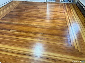 34 Center St in Bristol, CT - Building Photo - Building Photo