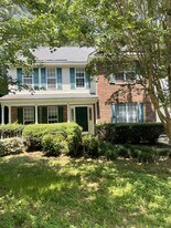 11901 Henderson Hill Rd in Huntersville, NC - Building Photo