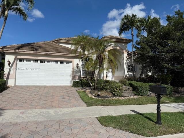2644 Miller Ct in Weston, FL - Building Photo - Building Photo